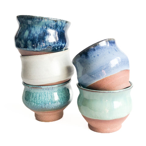 Petite tasse à thé (couleurs variées)