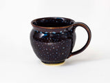 Tasse à thé avec anse